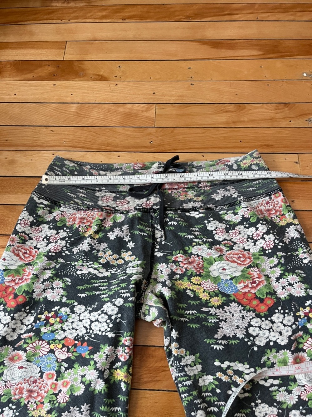 Lucky Brand Floral Sweatpants - Picture 8 of 8